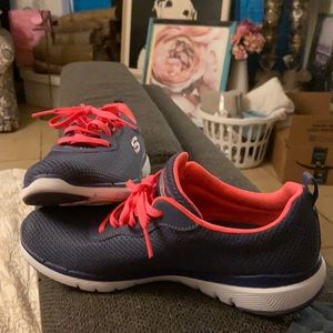 Sketchers. Brand new!